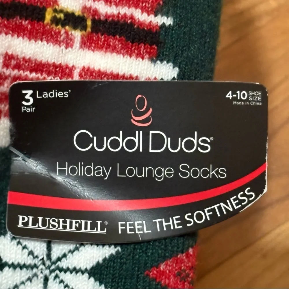 CUDDL DUDS Ladies Holiday Plush Fill One Size 4-10 Sock 3-Pack